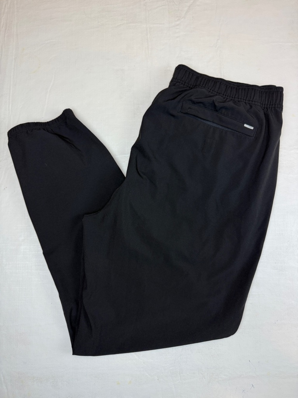 Vuori Men's Black Lightweight Performance Joggers Elastic Waist Size XXL